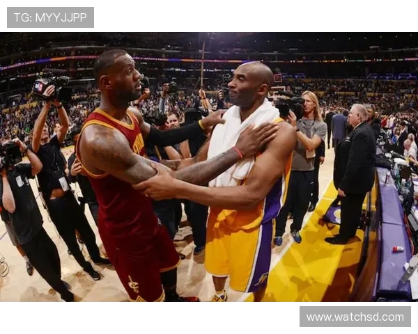 深度解析足坛传奇球员生涯数据与成长轨迹记录技术特点与荣誉成就 - 副本 - 副本 (3) 深度解析足坛传奇球员生涯数据与成长轨迹记录技术特点与荣誉成就 - 副本 - 副本 (3)